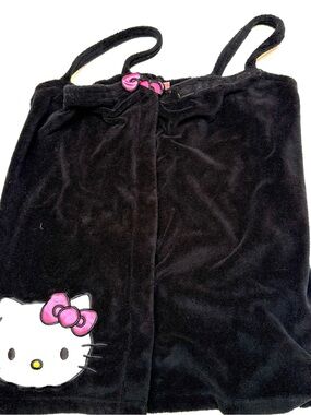 Sanrio Black Plush Wrap Around Towel with Pink Bow Hello Kitty Accent